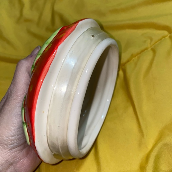 Home Essentials and Beyond strawberry cookie jar. Great deal on lid - Picture 6 of 9